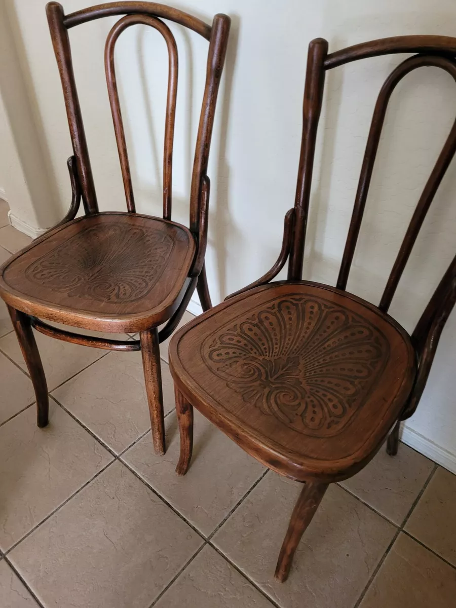 ANTIQUE BENTWOOD CHAIRS SET OF TWO