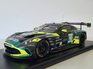 SPARK 18S1070 Aston Martin Vantage GT3 N°10 24H LM 2025 (1/18)Modèle imparfait