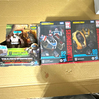 Hasbro Transformers Studio Series 82 Ratchet & 80 Brawn, ROTB Wheeljack (All NIB