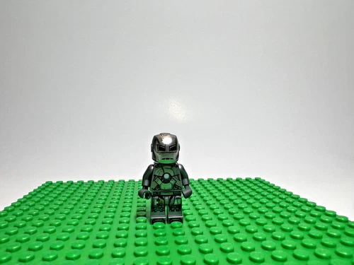 LEGO minifigures: Star Wars and Marvel Mix(Complete your Collection)