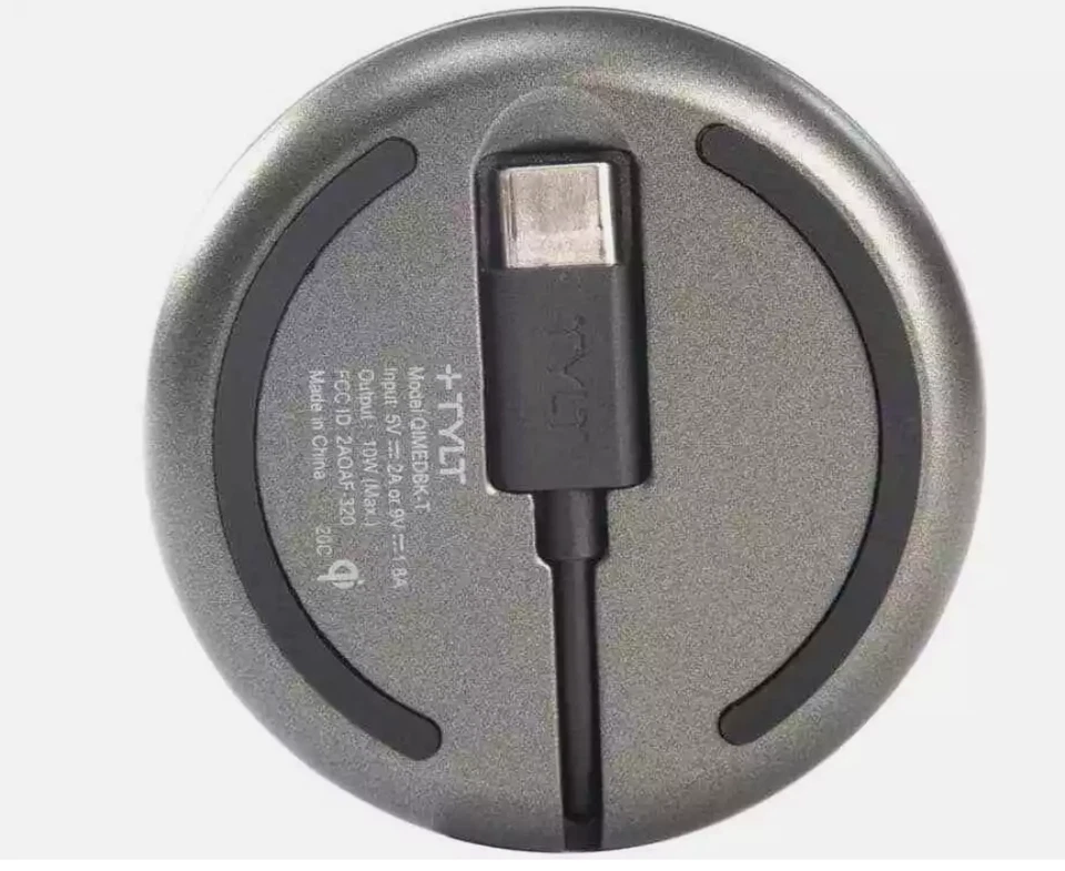 Lote de 10 X Cargador Inalámbrico Compacto TYLT Medallion Se Conecta a PC y Banco de Alimentación Foto 3 de 4
