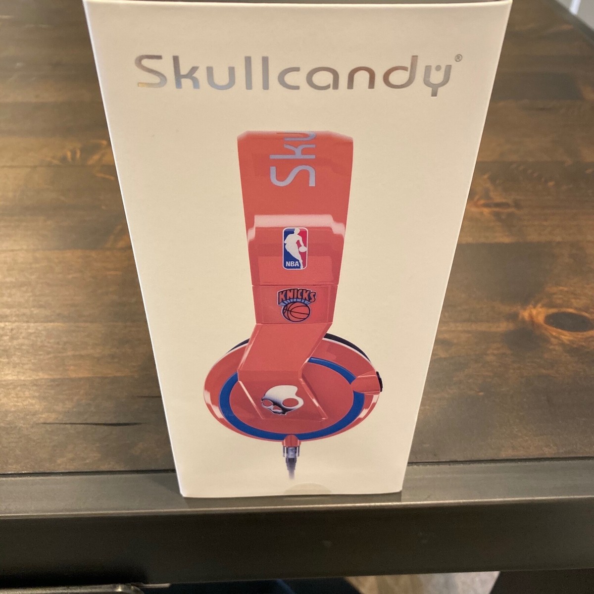 New in Unopened Box Skullcandy NBA Mix Master Headphones New York