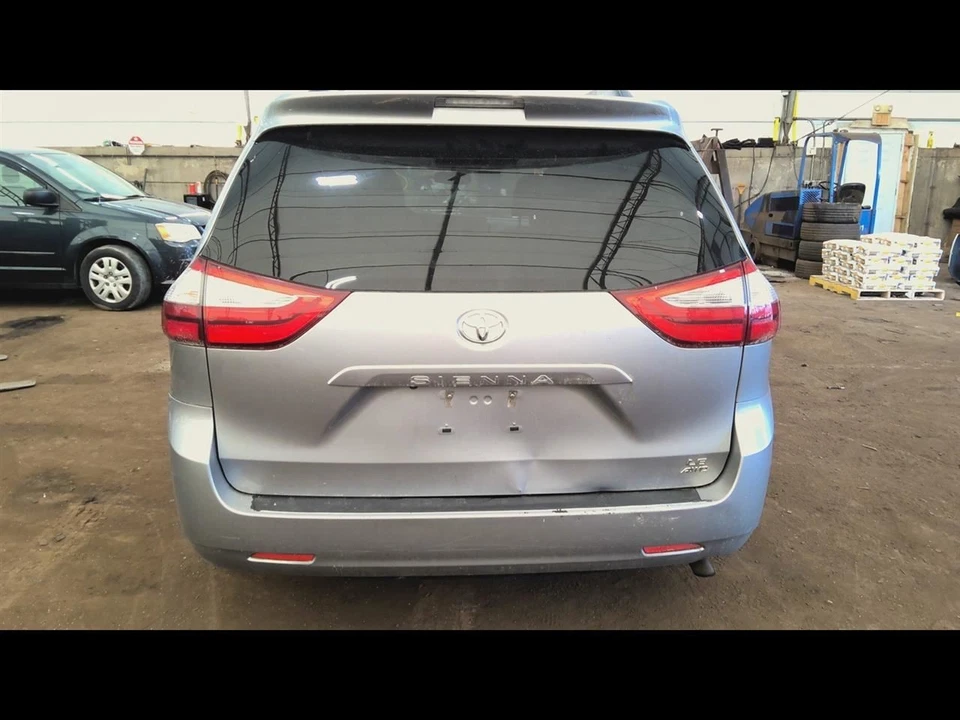 Cilindro maestro de freno compatible con 10-22 LEXUS RX350 6848063 Foto 2 de 4