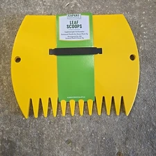 Expert Gardener Leaf Scoops with Adjustable Handles Plastic /5 Lawn & Leaf Bags
