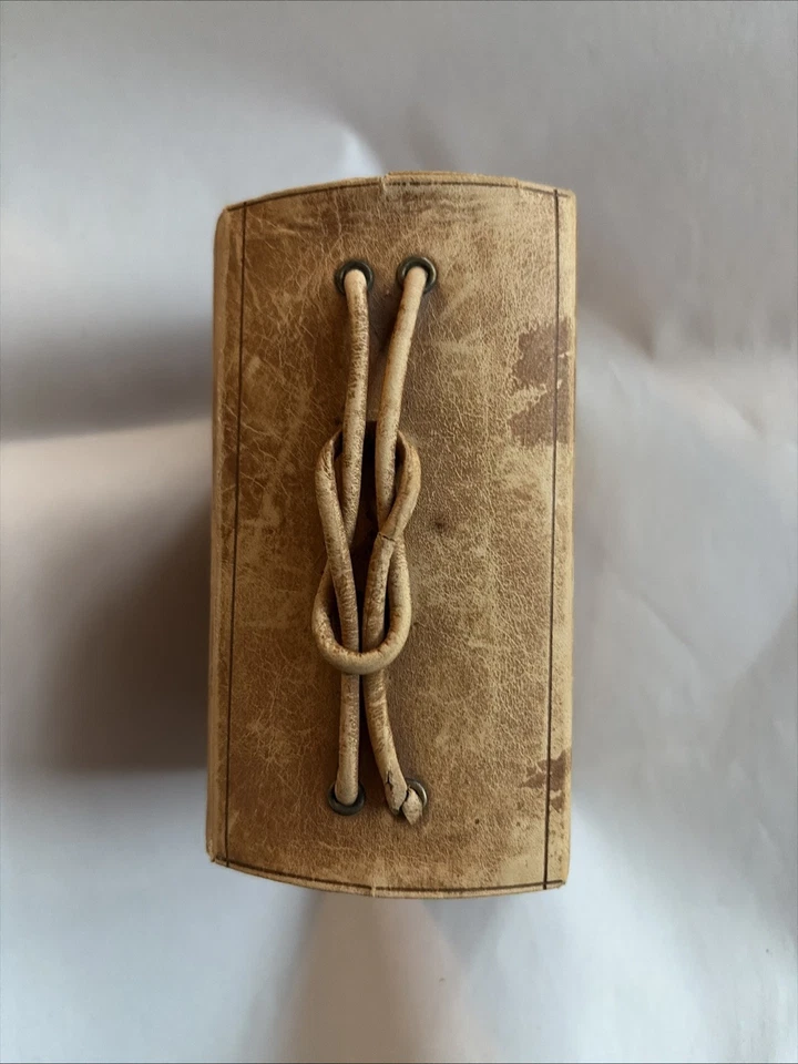 Beautiful Set Of Miniature Leather Bound French Prayer Books In A Case 1874 Foto 3 de 4