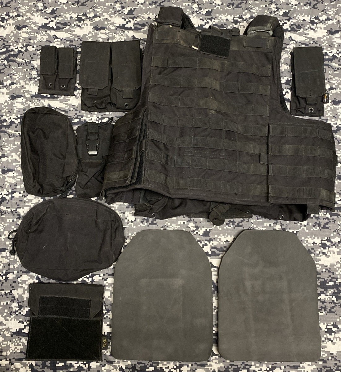 Flyye Industries ciras プレートキャリア Flyye Industries ciras プレートキャリアPS1 ドラゴンナイト4