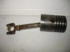 IHC International Tom Thumb Titan Piston and Brass Rod Gas Engine