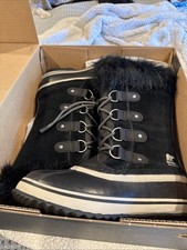 Sorel Youth Joan of Arctic Boots Size 5 Waterproof Faux Fur