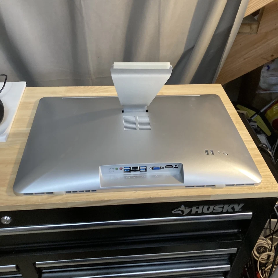 The Wow! Computer 22" Easy to Use Beginners With Manual And Mouse - Image 3 of 4