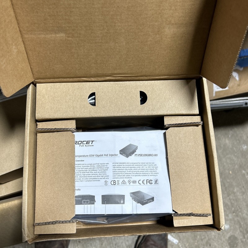 83w Gigabit PoE Injector