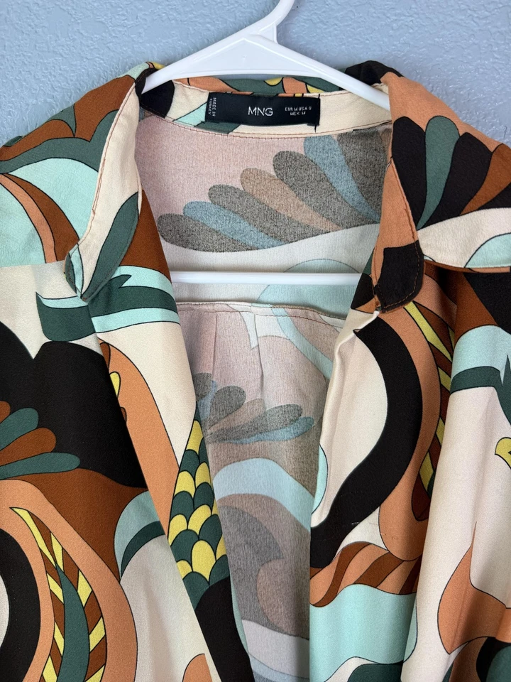 Vestido envolvente MNG para mujer estampado retro medio corbata cintura manga larga polietileno Foto 4 de 4