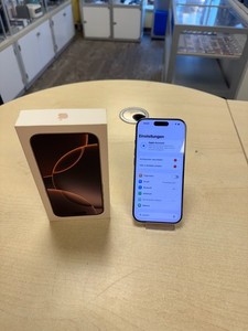 Apple iPhone 16 Pro (A3293) 128GB 6,3 Zoll 5G Smartphone Titan Wüstensand Gold