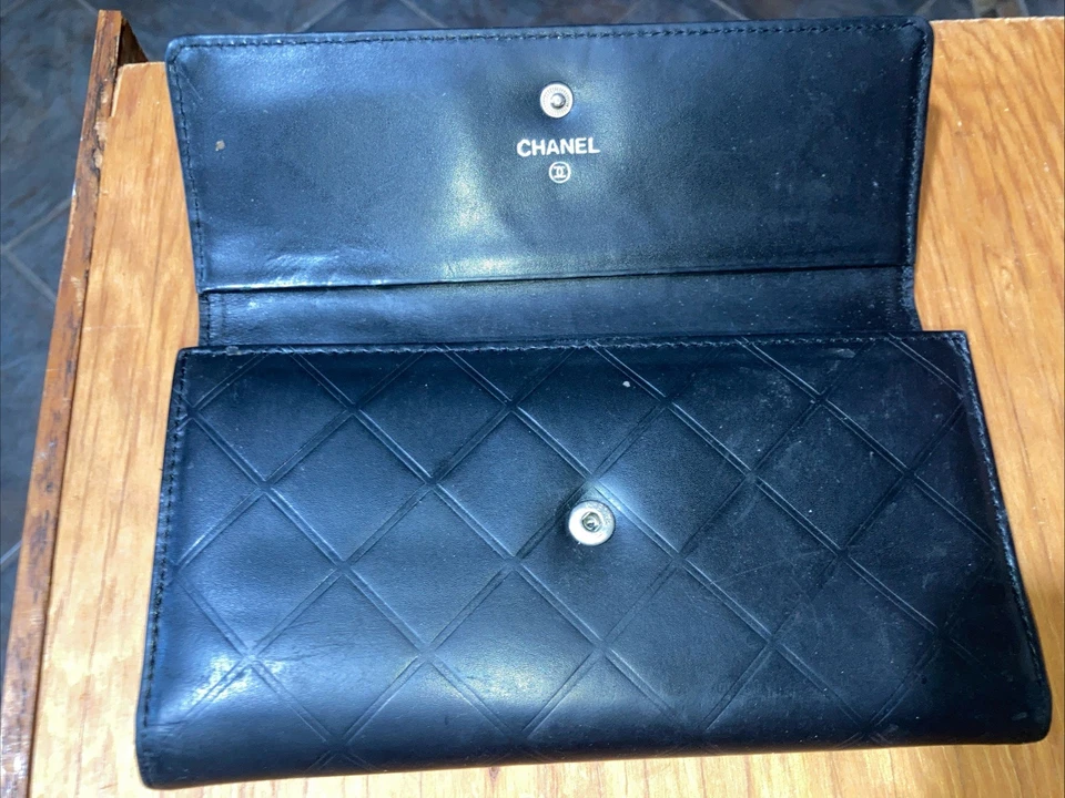 Estuche para tarjetas Chanel logotipo motivo piel de cordero Foto 2 de 4