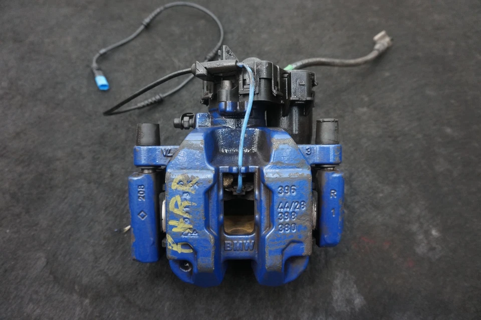 套装 2 后左右制动卡钳 34208843001 宝马 760I xDrive 2023-24 *注 — 第 4/4 张图片