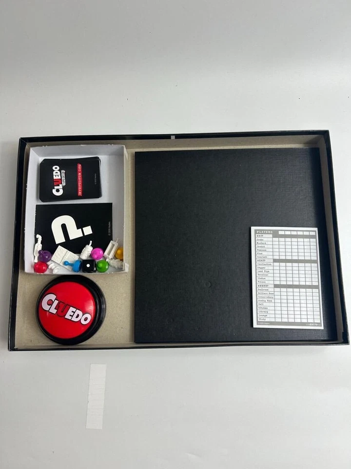 Hasbro Cluedo Liars Edition Board Game VGC - Image 2 of 2