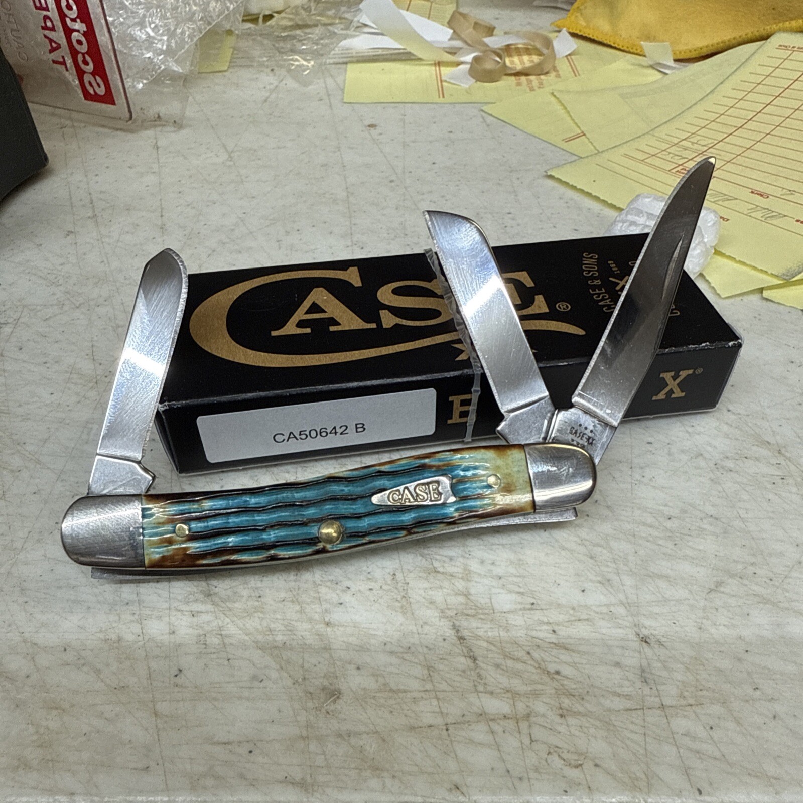 CASE XX USA BURNT TOASTED CRANDALL FIRED SKY BLUE BONE STOCKMAN KNIFE 6318 SS