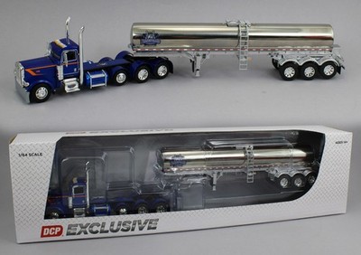 DCP 1:64 *FINNESGARD TRUCKING* Peterbilt 389 Tri-Axle w/Walker