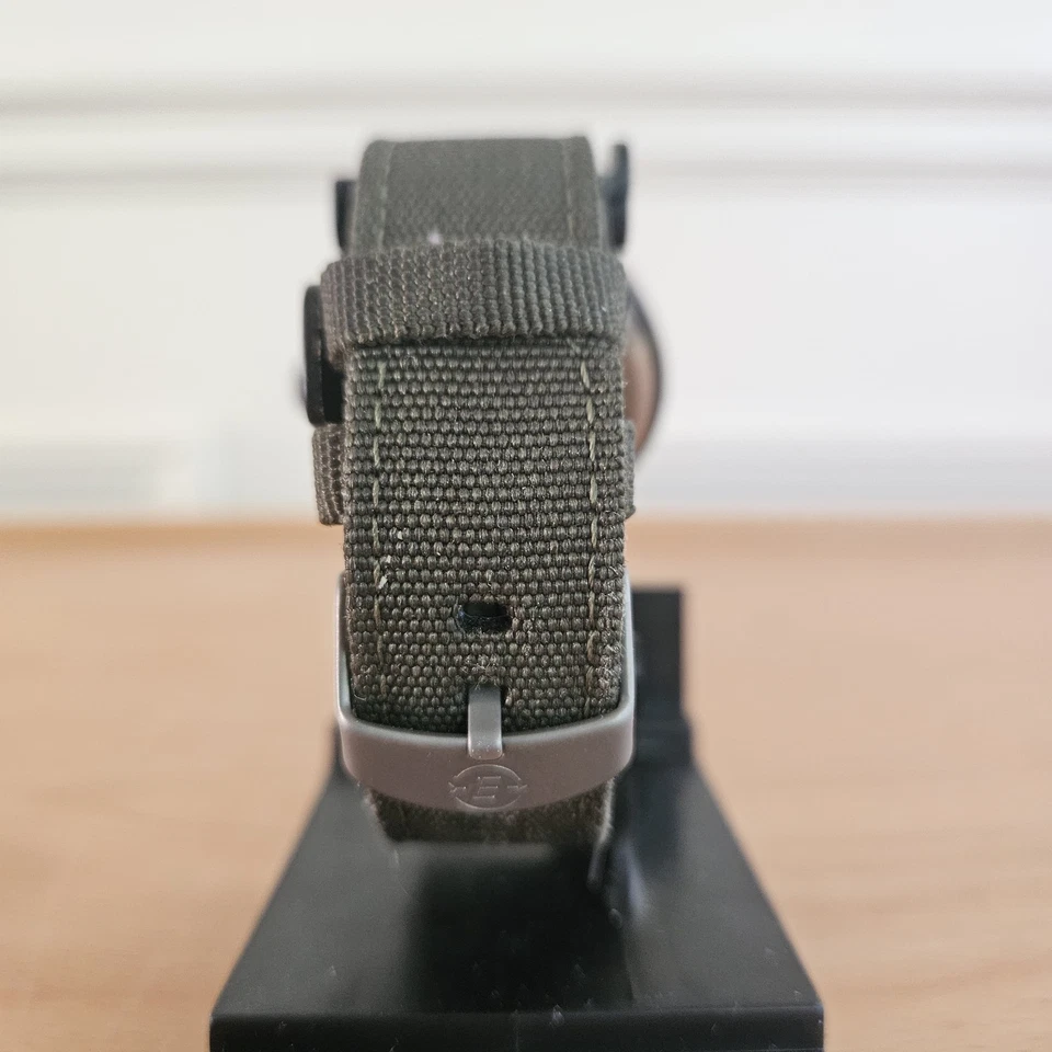 Timex Expedition Field Chronograph Watch Men 43mm READ DESCRIPTION - Image 4 of 4