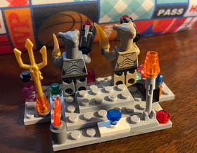 Lego Star Wars Dark Tan & Grey (2) Geonosian Minifigure 7959 sw0320.