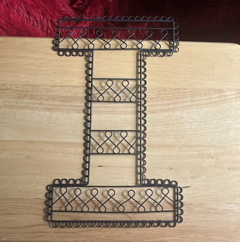 Soporte de recuerdo de imagen negro de metal con letra de pared Pottery Barn Teen PB Wire PB Foto 3 de 3