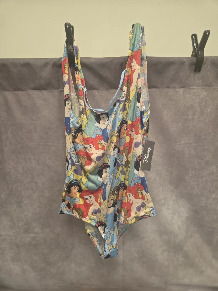 Lote de 125 trajes de baño originales con temática de princesa marca Disney 25/XS,S,M,L,XL Foto 2 de 3