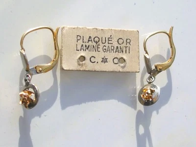 BELLES BOUCLES D'OREILLES ANCIENNES 1930/40 en Plaqué or Laminé Bicolore - Photo 1/4