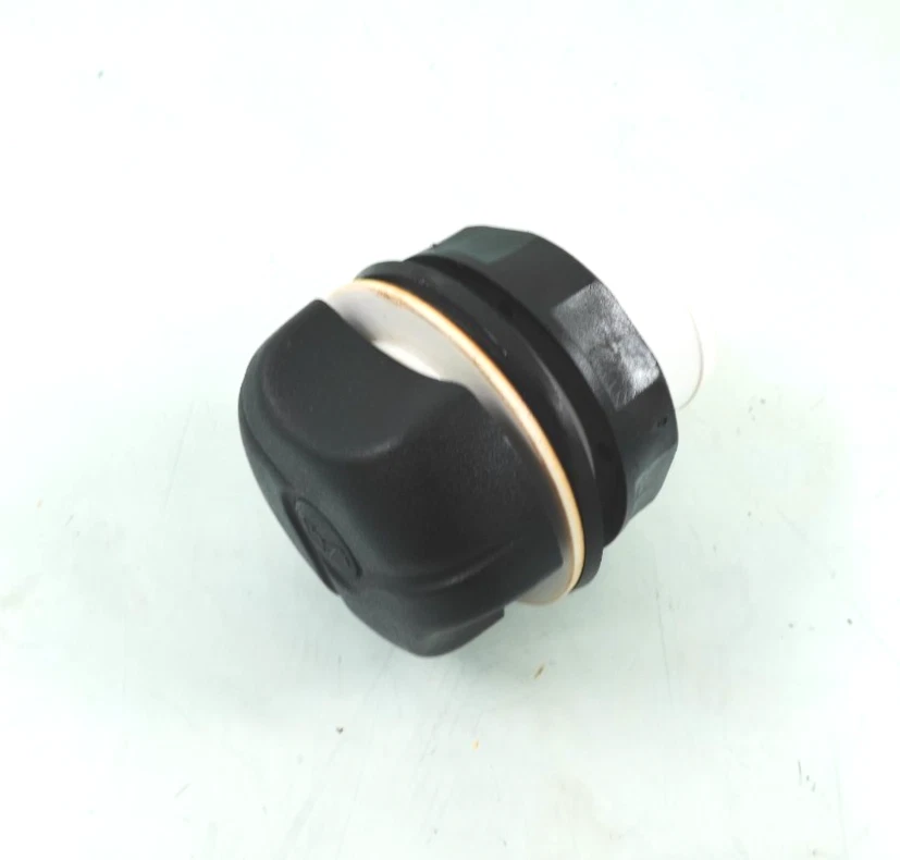 1996-2005 Sea-Doo GTI 720 / GTX RFI 800 OEM Oil Cap w/ Filler Neck & Gasket