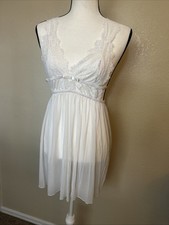 Women’s White Lacy Lingerie
