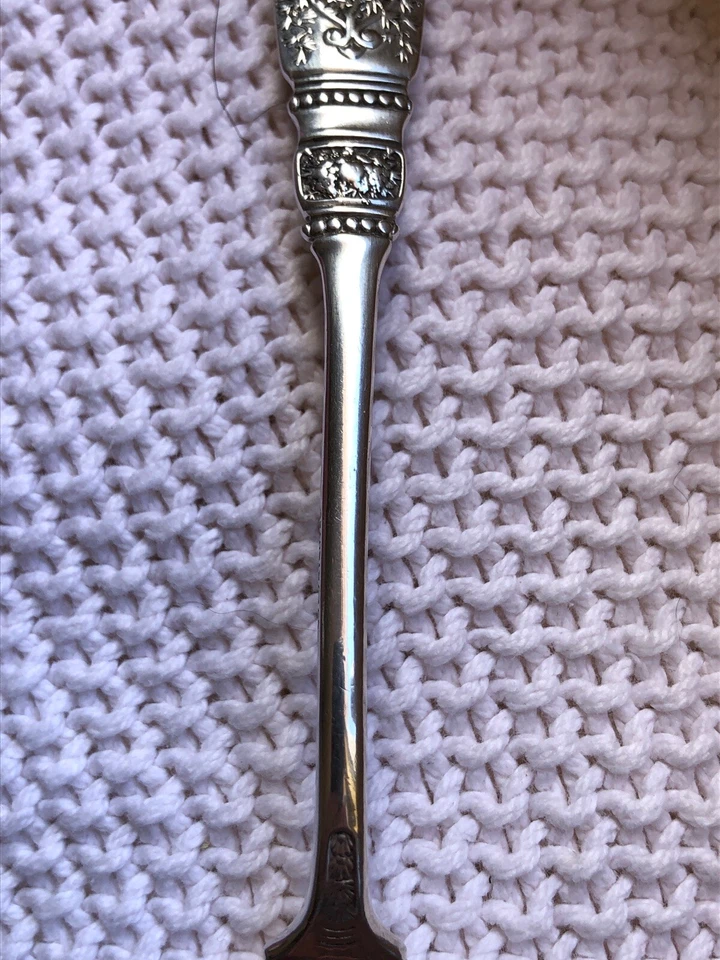 "Antigua cuchara para servir Gorham Fontainebleau de plata de ley de 8,25"" 1886" Foto 3 de 4