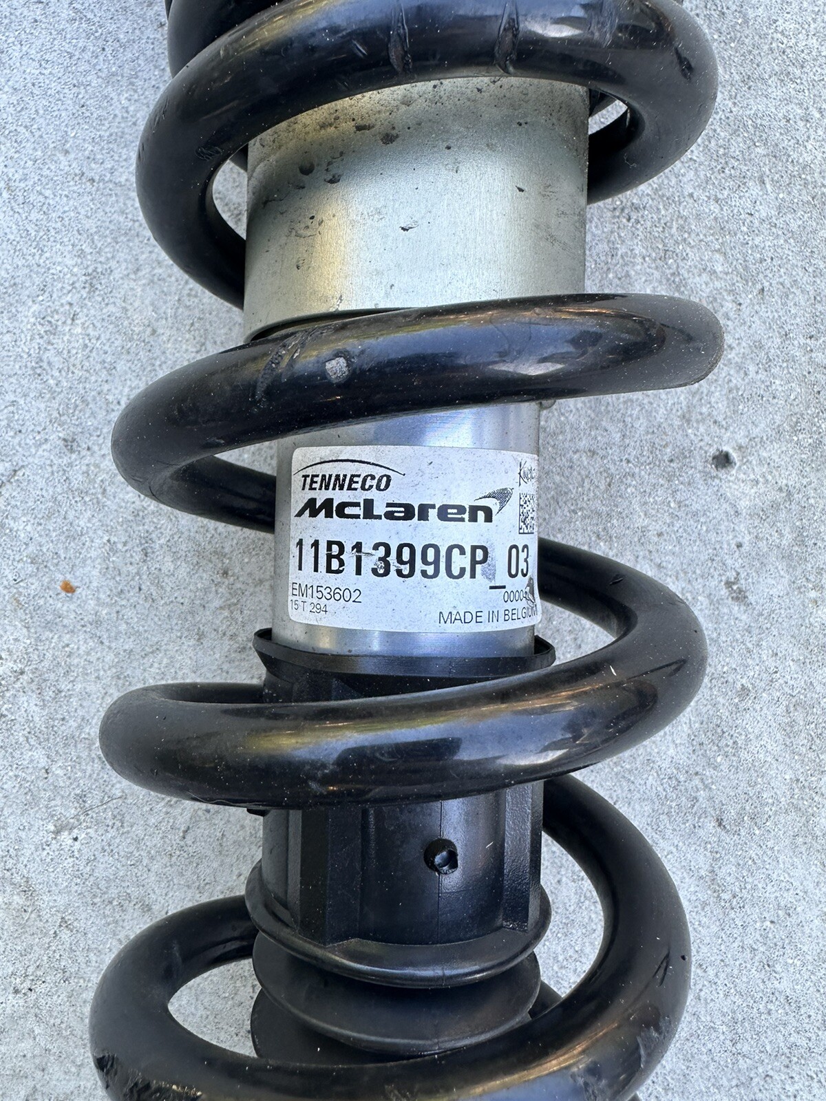 McLaren 650s Front Left Strut Shock Absorber  11B1399cp_03