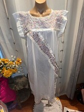 VINTAGE MEXICAN EMBROIDERED DRESS White w/PASTEL COLOR EMBROIDERY SZ M/L