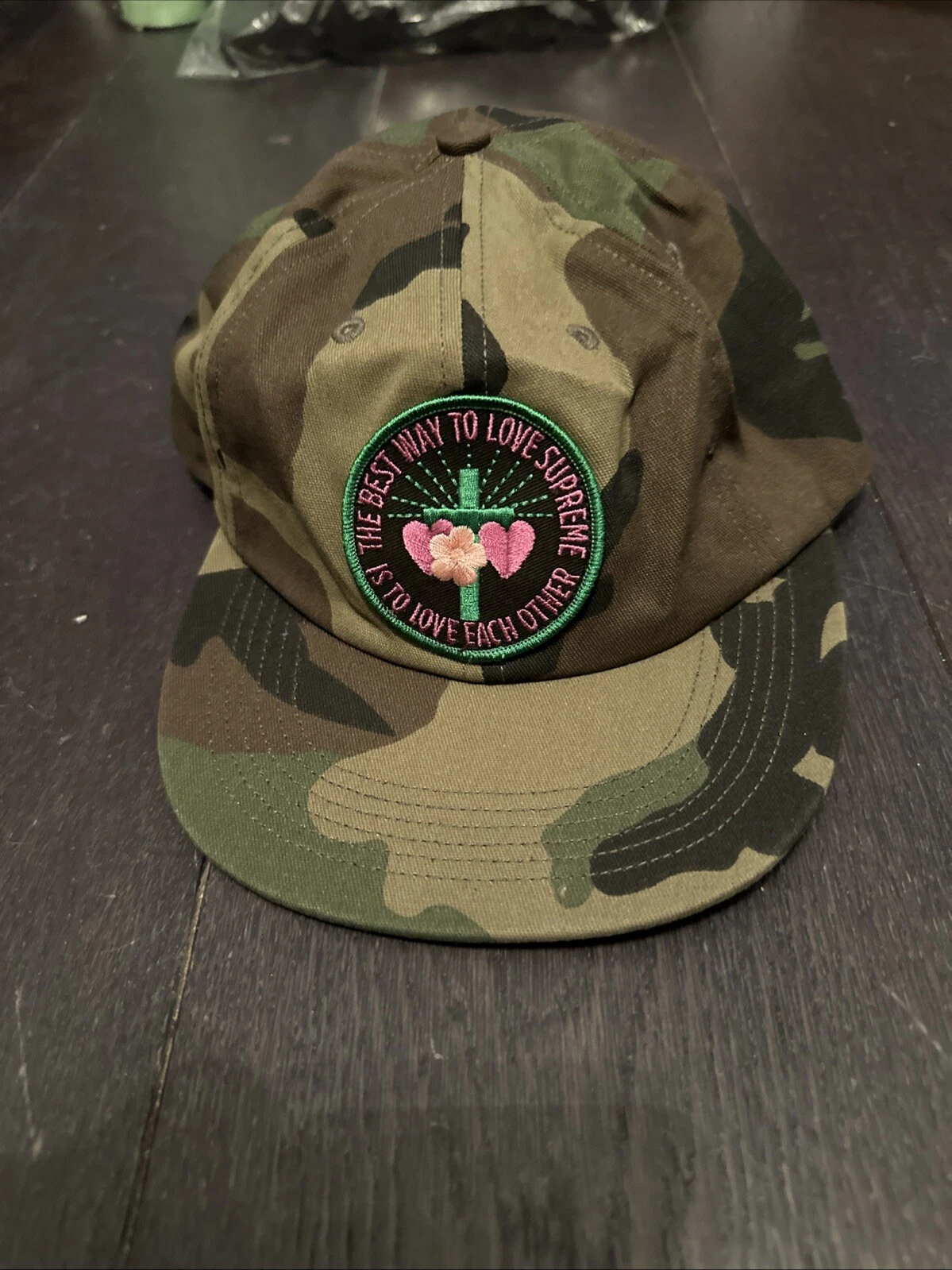 Supreme Love Each Other 6 panneaux camouflage bois NEUF BNWT Noël