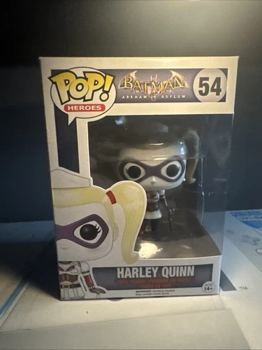 Funko POP! Heroes Batman: Arkham Asylum Video Game HARLEY QUINN #54 w/Protector