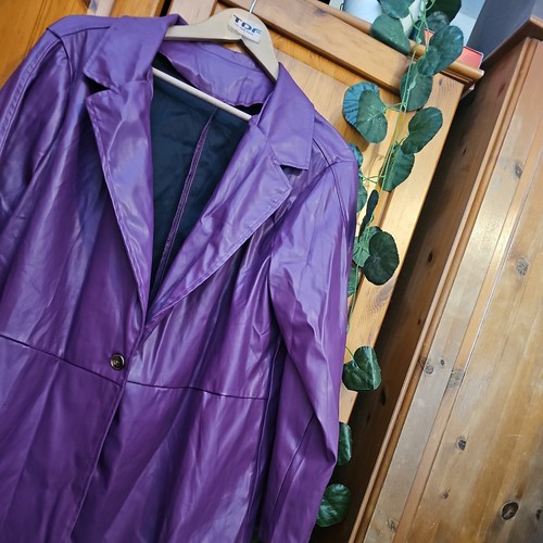 Shein Curve faux leather purple 70s style Blazer jacket plus Size 2xl new - Picture 2 of 2