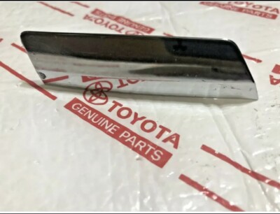 OEM Lexus LS460 Left Headlight Washer Cap Nozzle Cover - 2010 2011 2012 - Pearl White