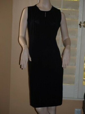 Exclusively Misook Kehole Strick Kleid (GRÖSSE S)