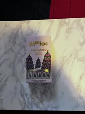 Red Aspen Nails Holiday Markets Maria