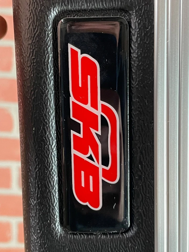 Estuche rectangular económico para guitarra eléctrica SKB - negro (demostración en tienda) Foto 2 de 4