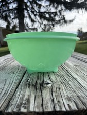 Tupperware:  9 Footed Colander/Strainer in Ja...