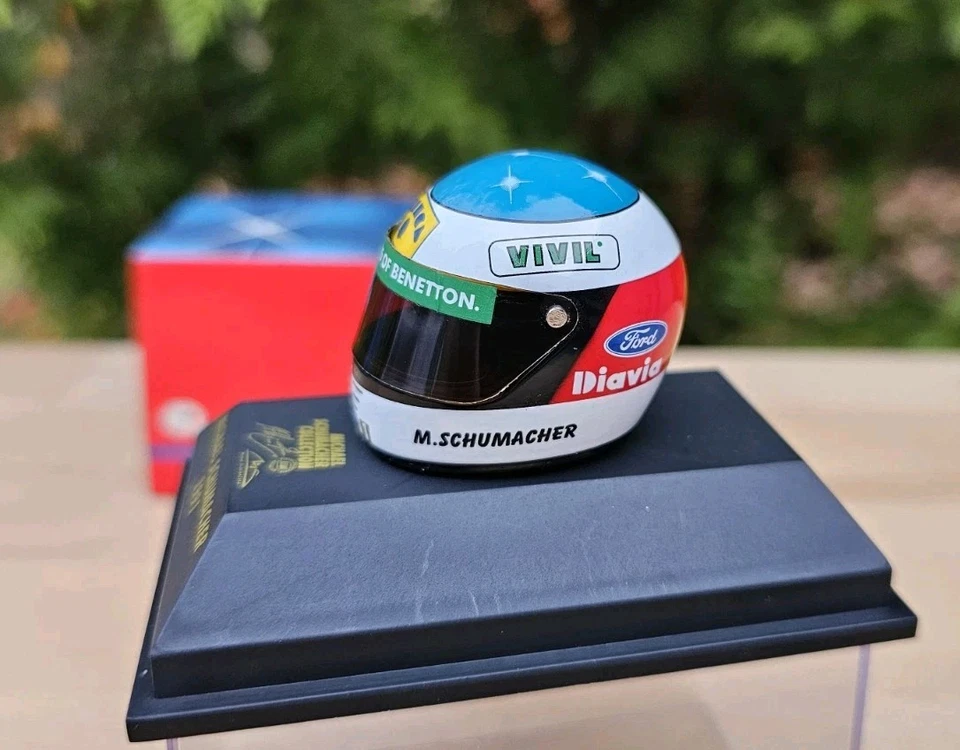 Michael Schumacher Helm Benetton B191 von 1991 1:8 Minichamps - Bild 2 von 4