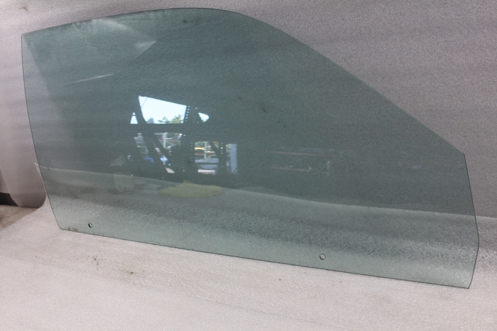 Ferrari Mondial, RH, Right, Front Door Glass, Used, P/N 60552700
