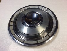 1 1960 Chrysler New Yorker 14 Wheel Cover Used. G4 1 1960 Chrysler New Yorker 14 Wheel Cover Used. G4