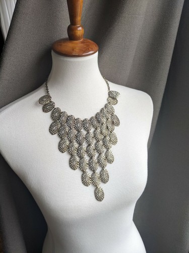 Big Ethnic Layered MOP Shell Gold Discs Waterfall Statement Bib Choker Necklace Big Ethnic Layered MOP Shell Gold Discs Waterfall Statement Bib Choker Necklace