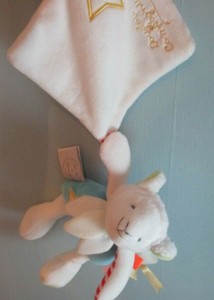 doudou et compagnie lamb comforter