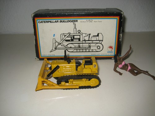 Caterpillar D 6 C Bulldozer Pacman Logo Ripper Shinsei 1:52 Emballage D'Origine - Photo 1/4