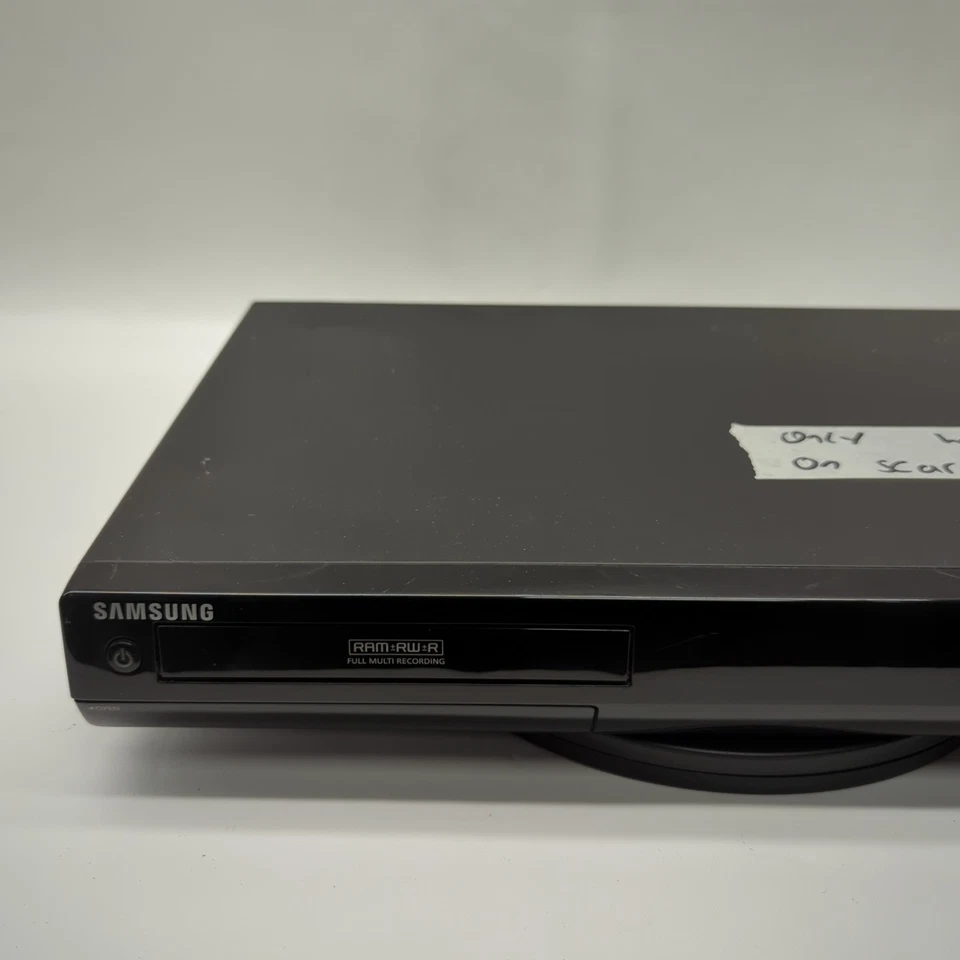 FAULTY Samsung DVD-SH893M Black HDMI Dolby Digital 1080P HDD & DVD Recorder 28W - Image 2 of 4