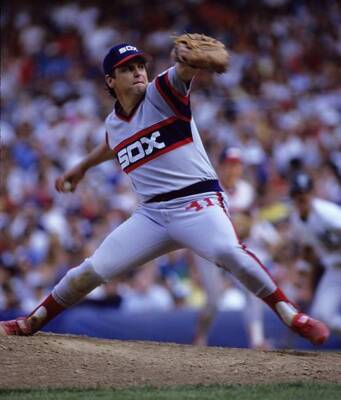 Tom Seaver Chicago White Sox pitches to the New York Yankees for h- Old Photo 2