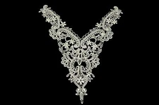 Unotrim 9"x10.5" Ivory Venice Lace Bodice Yoke Collar Applique Motif By Piece