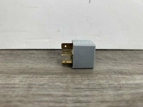 One New A/C Compressor Cut-Out Relay 20201001 - Picture 6 of 8