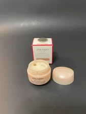 SHISEIDO “BENEFIANCE” : WRINKLE-SMOOTHING CREAM .53 oz / Larger Deluxe Sample /